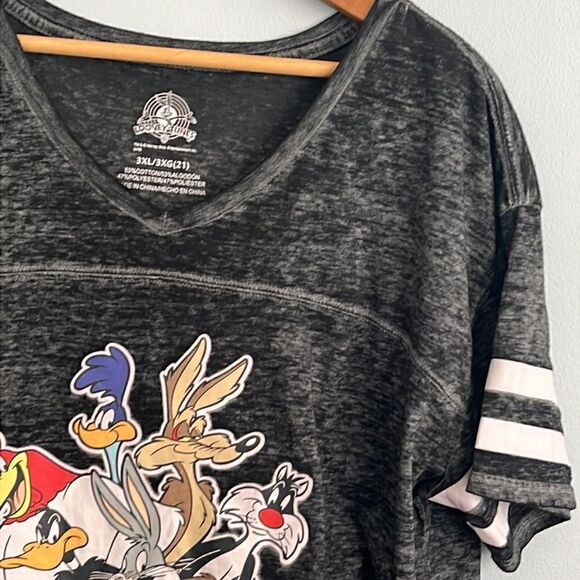 Women’s Plus size 3 XL 3XG Looney Tunes black Burn out ringer t shirt top - Picture 5 of 11